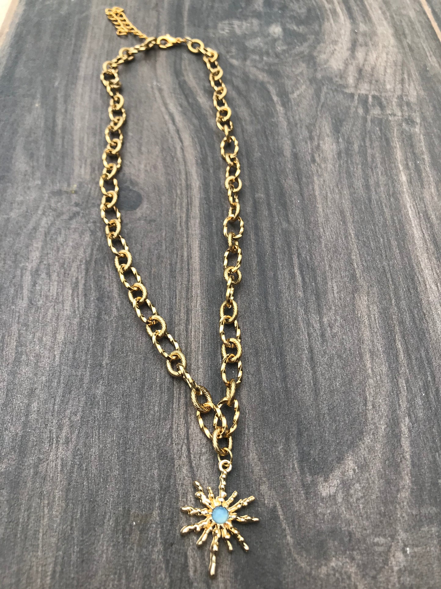 Collar Sol de Amalfi en acero inoxidable | Joyas marinas elegantes